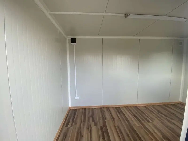 Bürocontainer 4,00 m x 2,20 m, sofort einsatzbereit